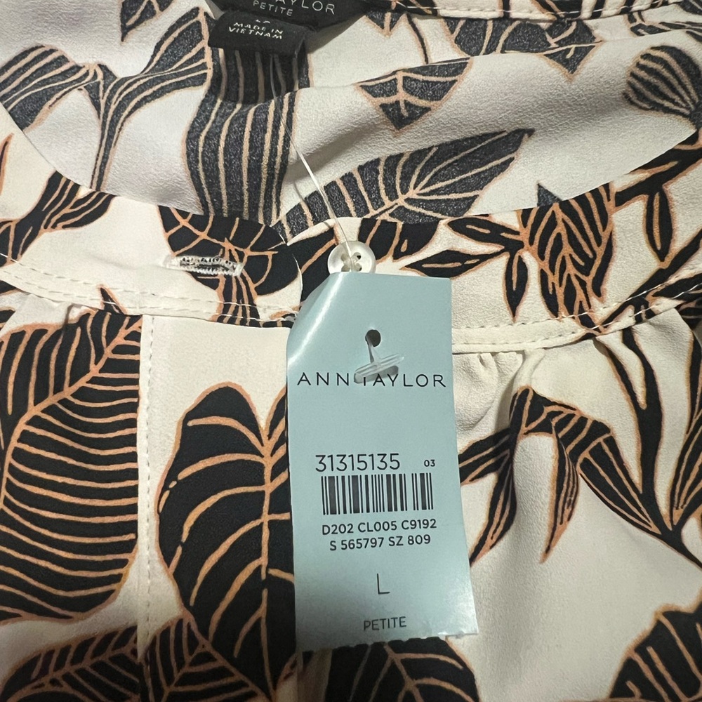 Ann Taylor leafy shirt - Picture 3 of 4